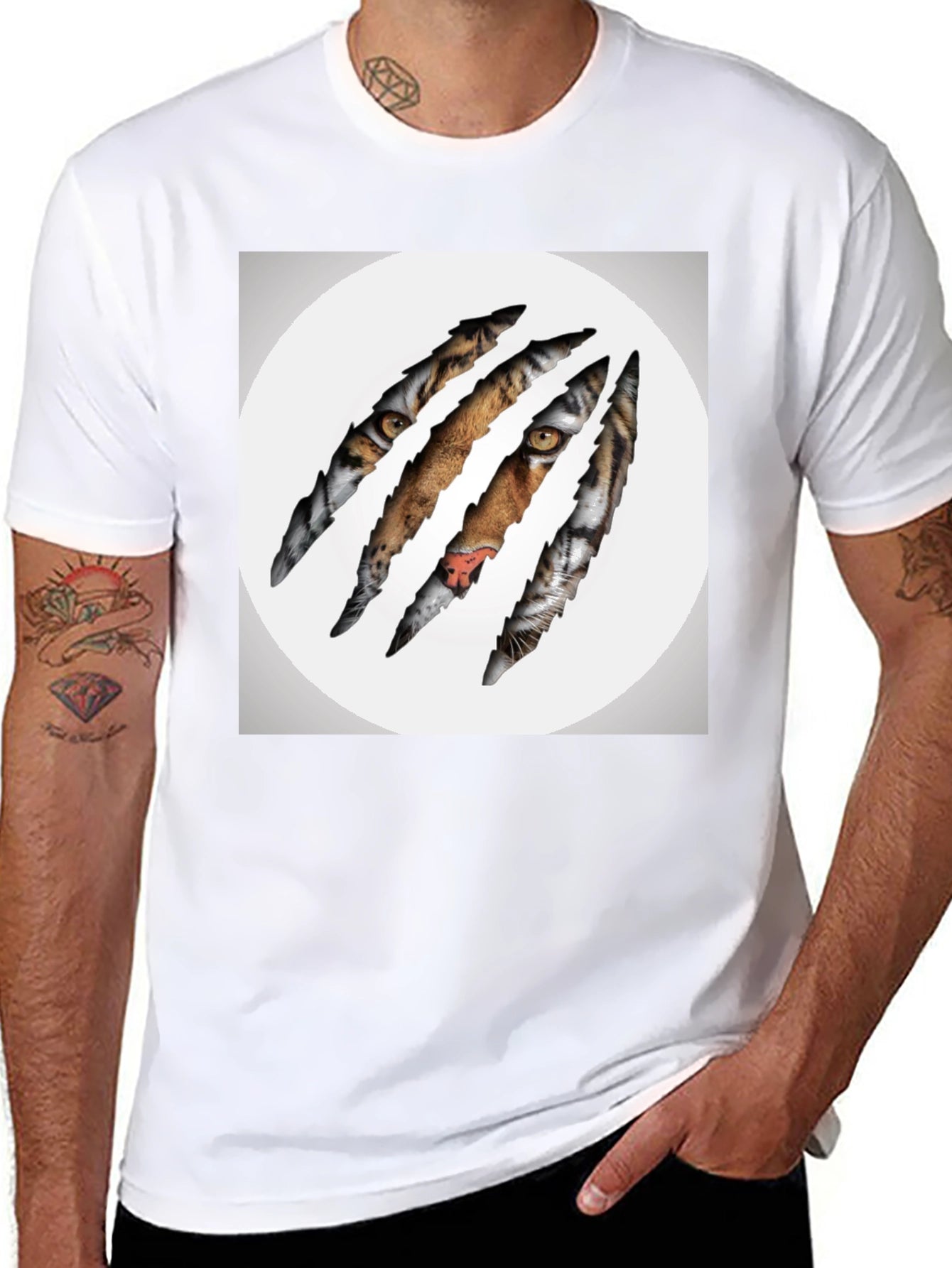 Tiger Claw Graphic Black T-Shirt