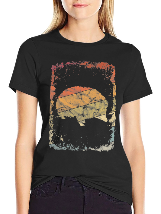 Retro Raccoon Graphic T-Shirt - Vintage Style Tee