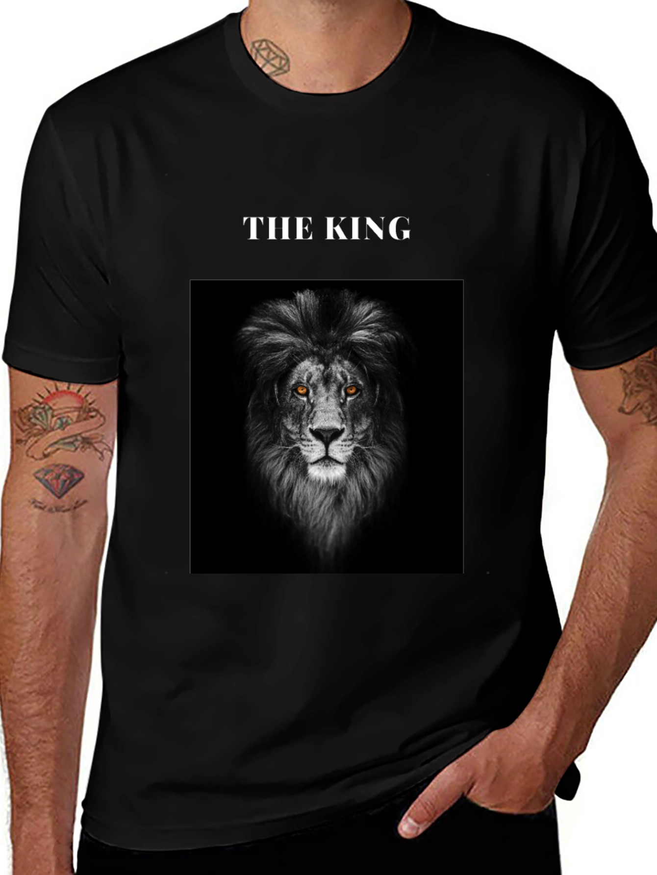 The King Lion Graphic Tee - Black