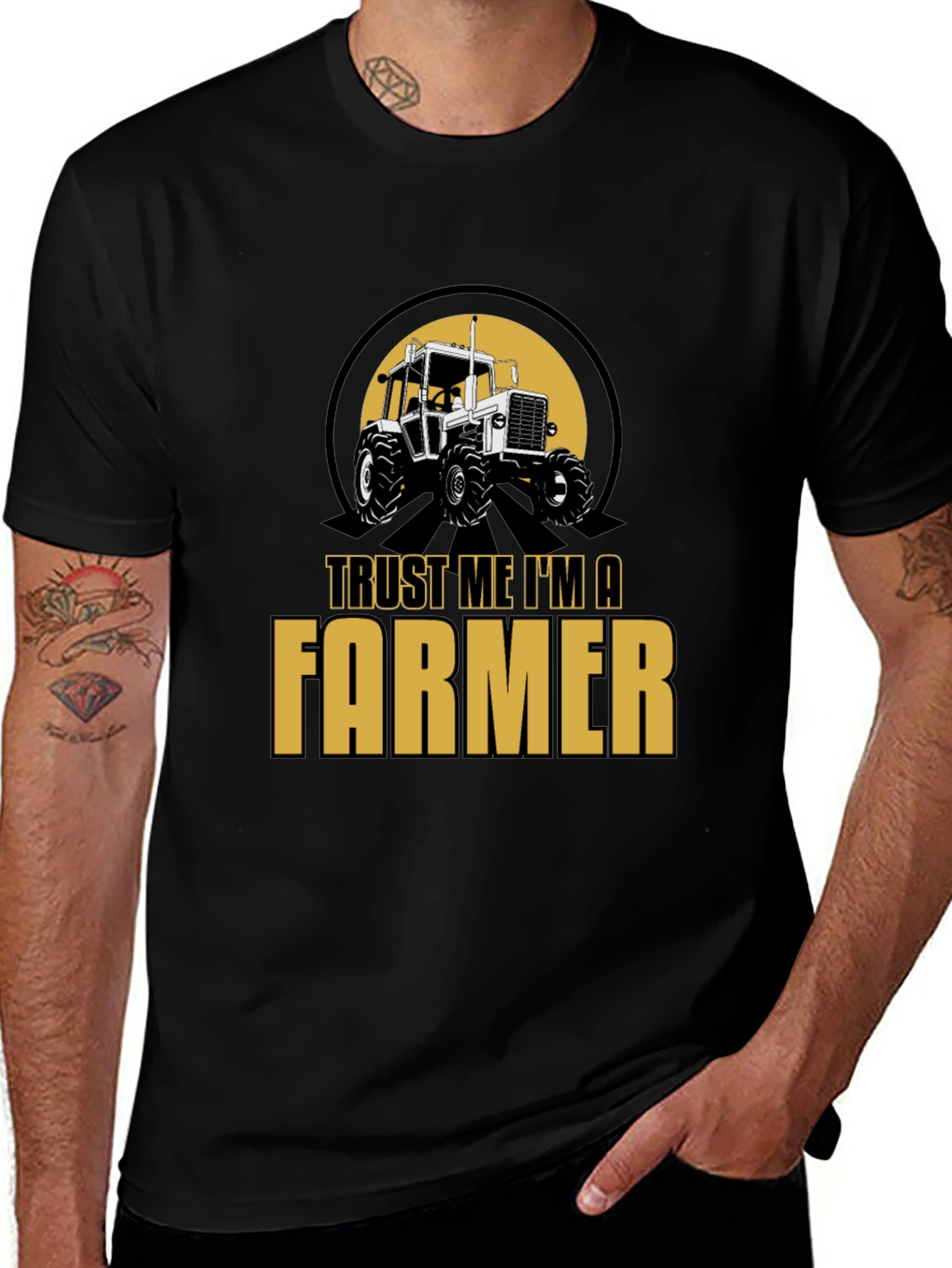 Trust Me Im A Farmer T-Shirt - Black