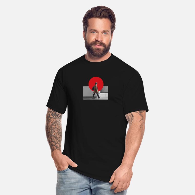 The Wanderer Tee - Modern Minimalist Traveler Grap